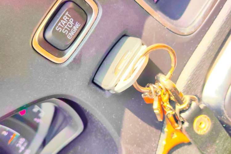 Used Volvo V40 2018 T3 Zhiyi Edition Vehicle Key