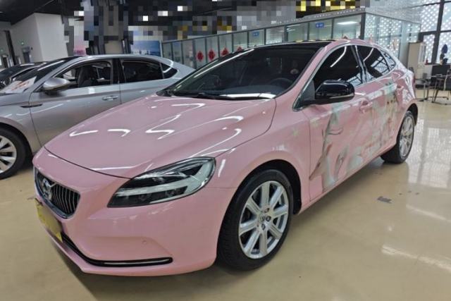 Ojetý Volvo V40 2018 T3 Zhiya Edition