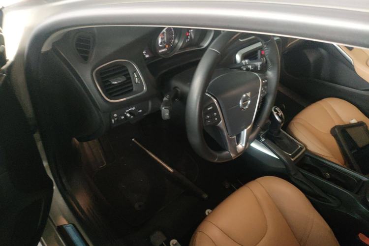 Used Volvo V40 2018 T3 Zhiyi Edition Driver Seat