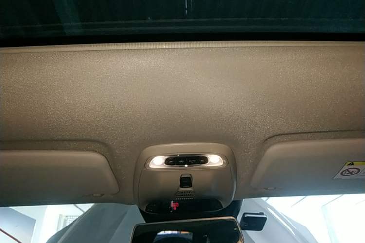 Used Volvo V40 2018 T3 Zhiyi Edition Headliner