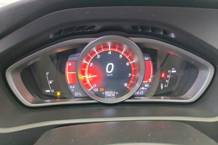 Used Volvo V40 2018 T3 Zhiyi Edition Instrument Cluster