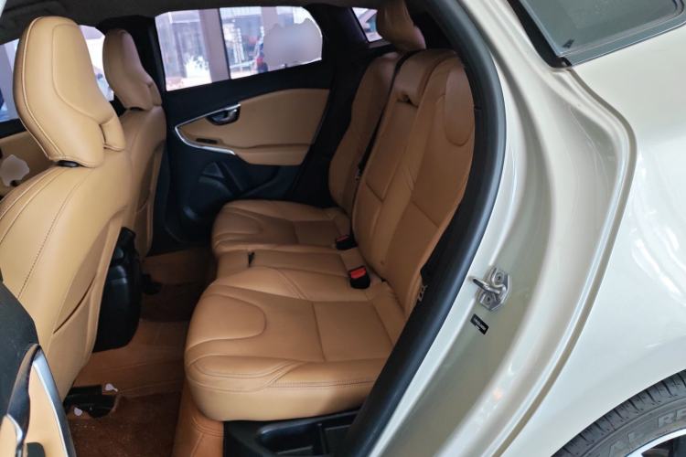 Used Volvo V40 2018 T3 Zhiyi Edition Left Rear Seat
