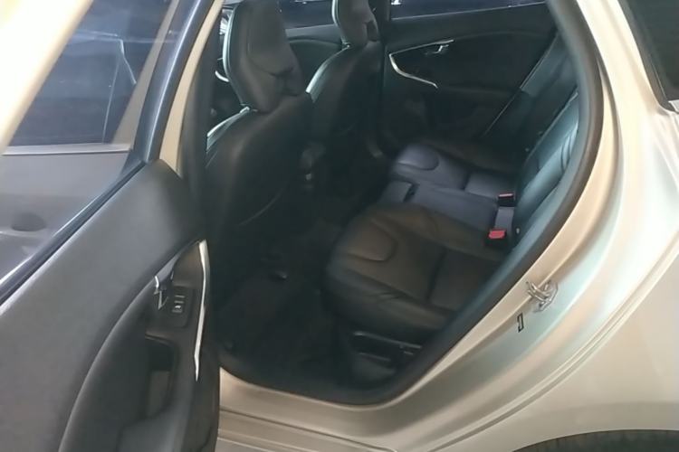 Used Volvo V40 2018 T3 Zhiyi Edition Left Rear Seat