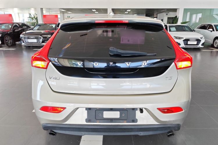 Used Volvo V40 2018 T3 Zhiyi Edition Rear