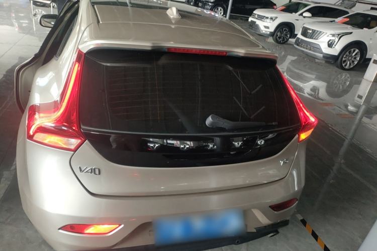 Used Volvo V40 2018 T3 Zhiyi Edition Rear