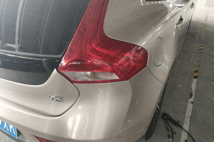Used Volvo V40 2018 T3 Zhiyi Edition Right Rear Taillight