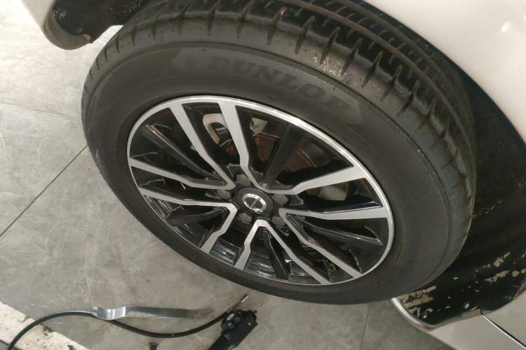 Used Volvo V40 2018 T3 Zhiyi Edition Right Rear Wheel Hub