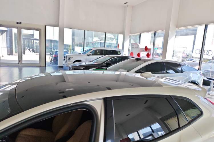 Used Volvo V40 2018 T3 Zhiyi Edition Roof