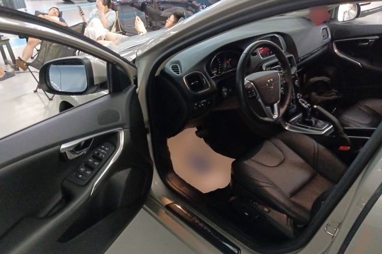 Used Volvo V40 2018 T3 Zhiyi Edition Driver Seat