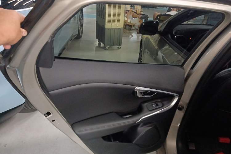 Used Volvo V40 2018 T3 Zhiyi Edition Left Rear Door Interior