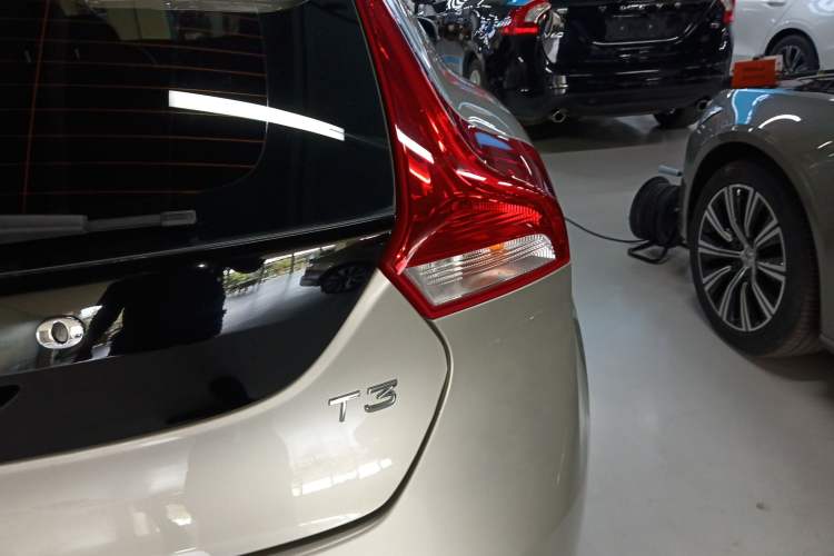 Used Volvo V40 2018 T3 Zhiyi Edition Right Rear Taillight