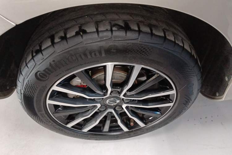 Used Volvo V40 2018 T3 Zhiyi Edition Right Rear Wheel Hub