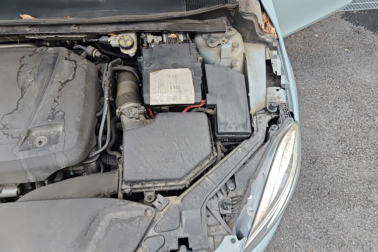 Used Volvo V40 2018 T3 Zhiya Edition Engine Bay Left