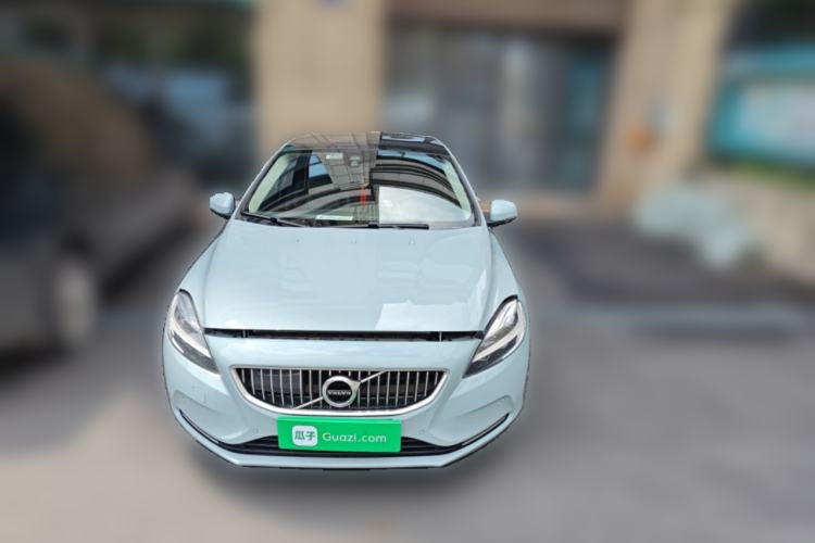 Used Volvo V40 2018 T3 Zhiya Edition Front