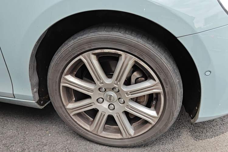 Used Volvo V40 2018 T3 Zhiya Edition Right Front Wheel Hub
