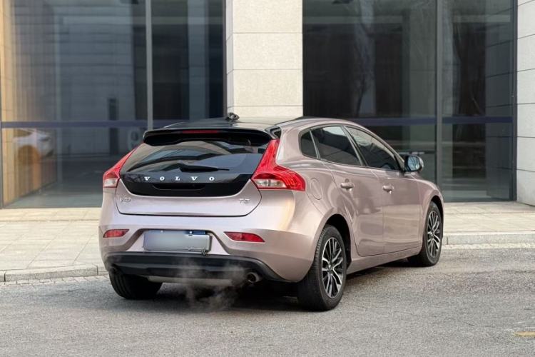 Used Volvo V40 2018 T3 Zhiyi Edition Exterior 3