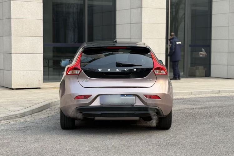 Used Volvo V40 2018 T3 Zhiyi Edition Exterior 5