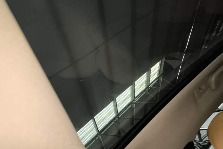 Used Volvo V40 2018 T3 Zhiyi Edition Headliner