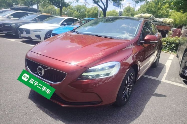 Used Volvo V40 2018 T3 Zhiyi Edition Guazi used car, China used car export, Used car for sale, Used  cars, Cheapest cars for sale