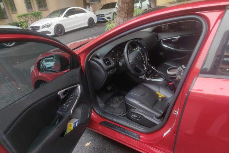 Used Volvo V40 2018 T3 Zhiya Edition Driver Seat