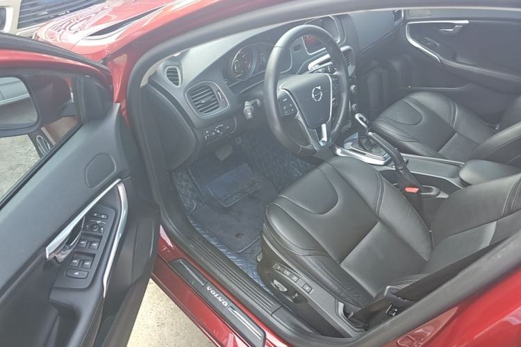 Used Volvo V40 2018 T3 Zhiyi Edition Driver Seat