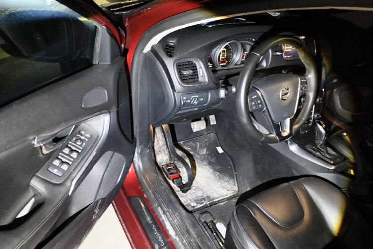 Used Volvo V40 2018 T3 Zhiyi Edition Driver Seat