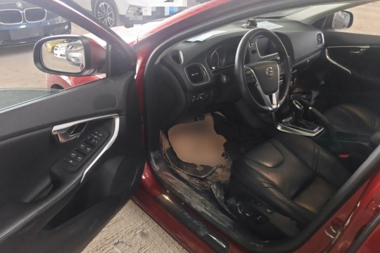 Used Volvo V40 2018 T3 Zhiyi Edition Driver Seat