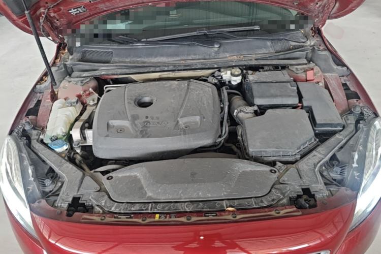 Used Volvo V40 2018 T3 Zhiyi Edition Engine Bay