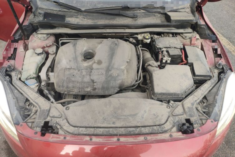 Used Volvo V40 2018 T3 Zhiya Edition Engine Bay
