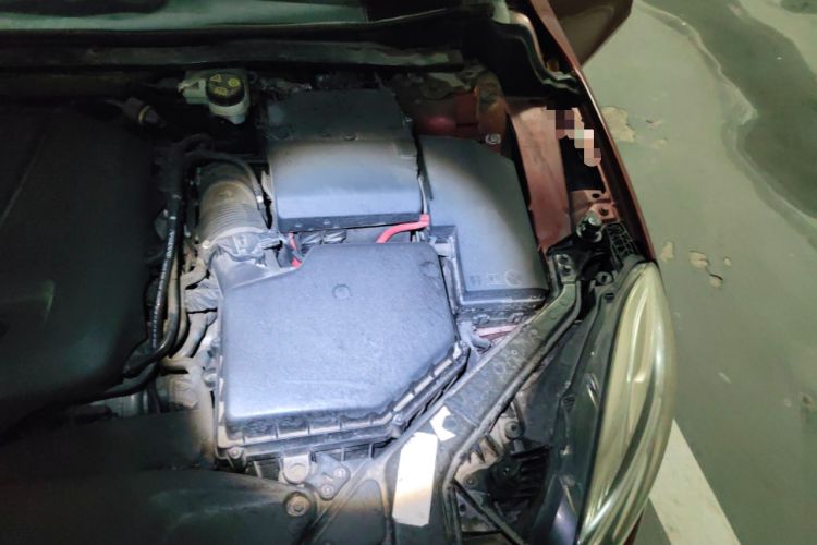 Used Volvo V40 2018 T3 Zhiyi Edition Engine Bay Left