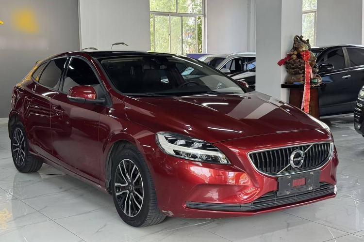Used Volvo V40 2018 T3 Zhiyi Edition Exterior 2