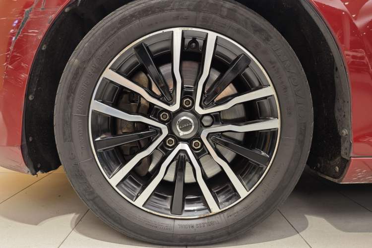 Used Volvo V40 2018 T3 Zhiyi Edition Exterior 6