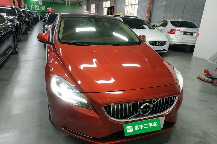 Used Volvo V40 2018 T3 Zhiya Edition Front