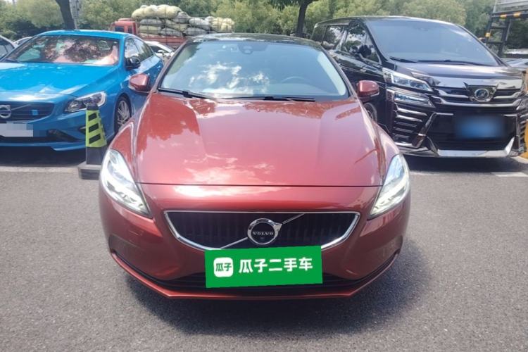 Used Volvo V40 2018 T3 Zhiyi Edition Front