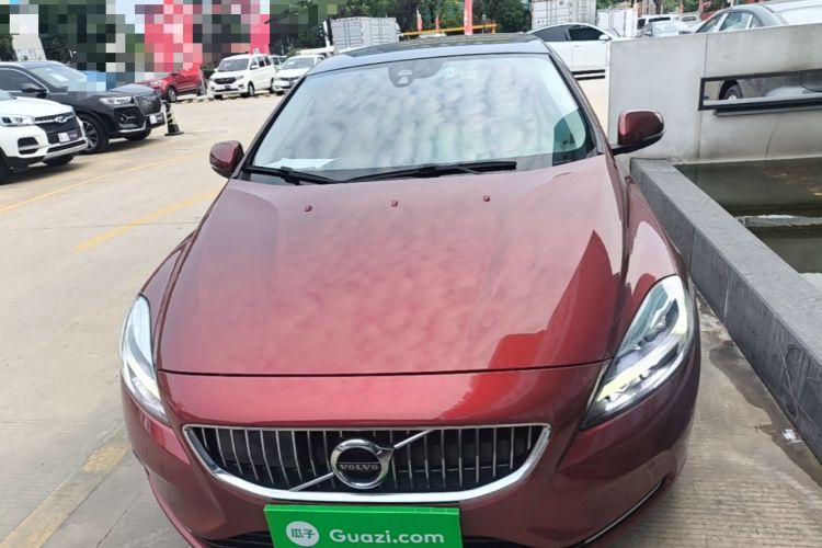 Used Volvo V40 2018 T3 Zhiya Edition Front