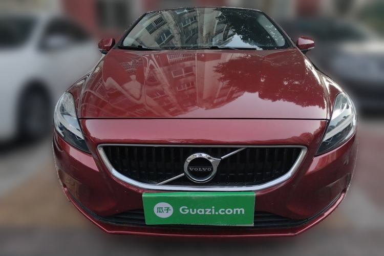 Used Volvo V40 2018 T3 Zhiyi Edition Front