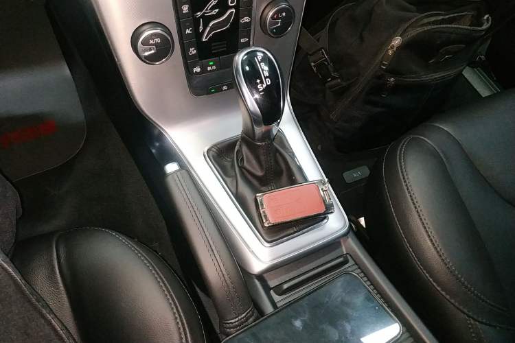 Used Volvo V40 2018 T3 Zhiya Edition Gear Lever