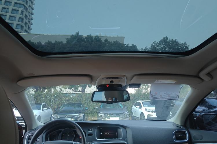 Used Volvo V40 2018 T3 Zhiyi Edition Headliner