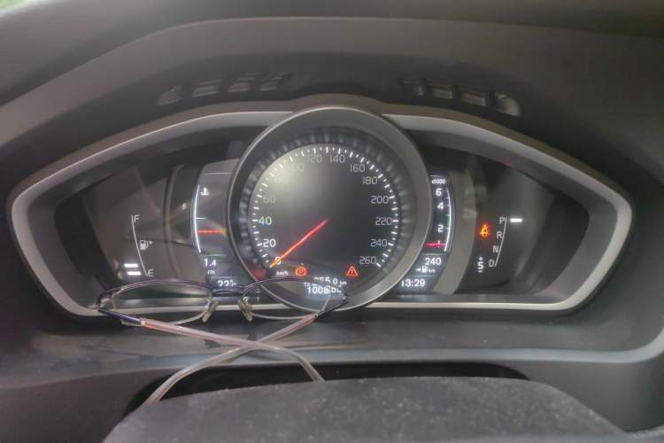 Used Volvo V40 2018 T3 Zhiya Edition Instrument Cluster