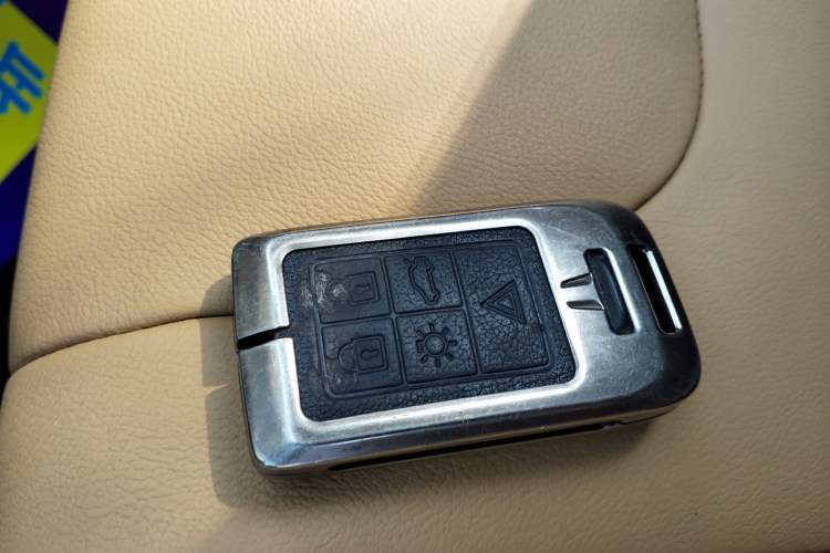 Used Volvo V40 2018 T3 Zhiyi Edition Interior 1