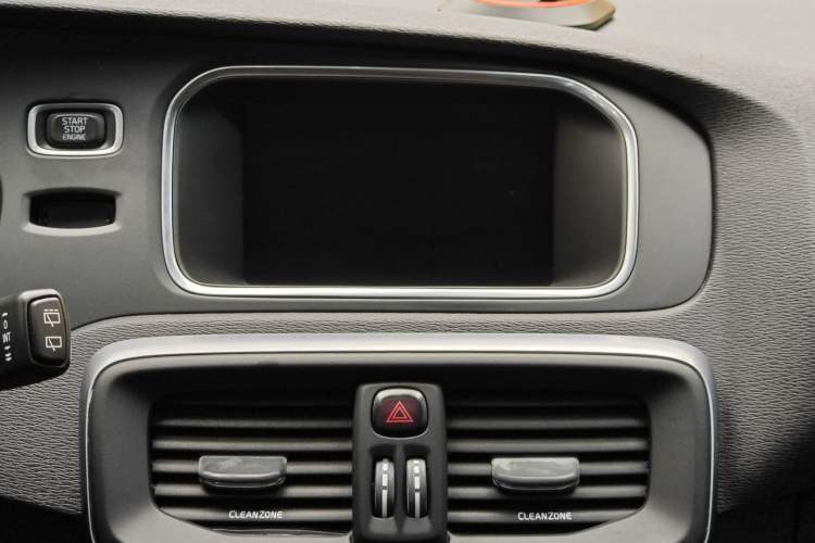 Used Volvo V40 2018 T3 Zhiyi Edition Interior 9