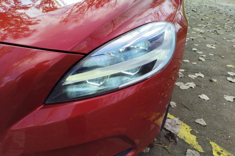 Used Volvo V40 2018 T3 Zhiyi Edition Left Front Headlight