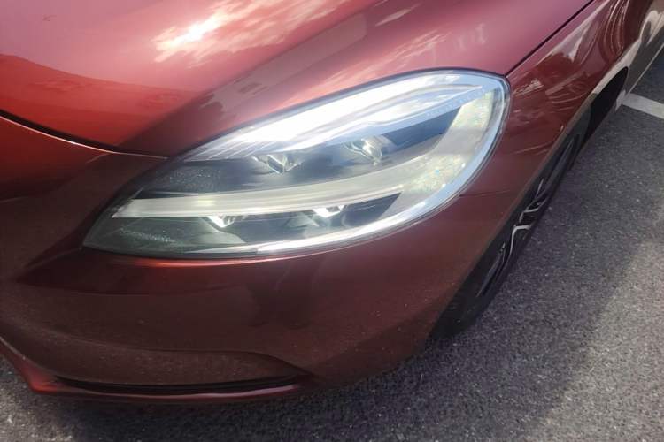 Used Volvo V40 2018 T3 Zhiyi Edition Left Front Headlight