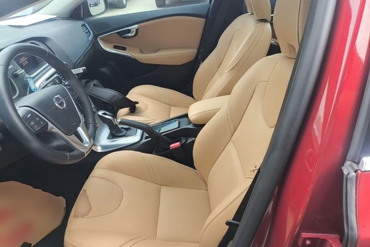 Used Volvo V40 2018 T3 Zhiya Edition Left Front Seat