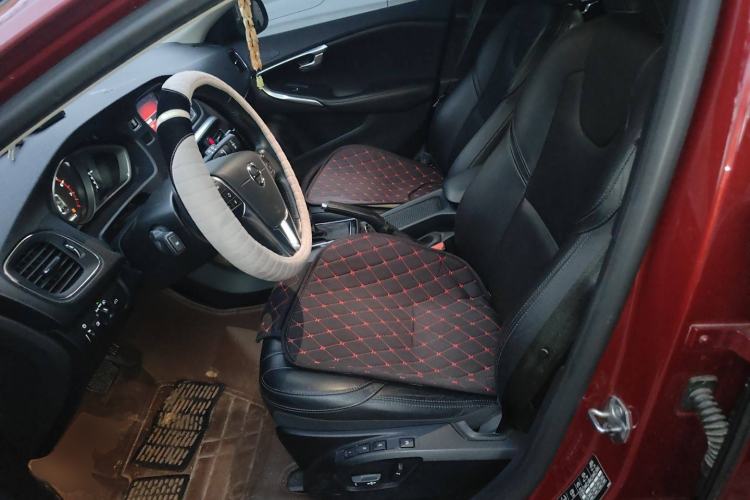 Used Volvo V40 2018 T3 Zhiyi Edition Left Front Seat