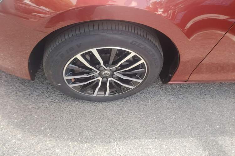 Used Volvo V40 2018 T3 Zhiyi Edition Left Front Wheel Hub