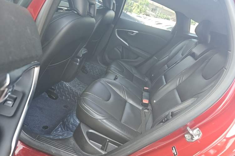 Used Volvo V40 2018 T3 Zhiyi Edition Left Rear Seat