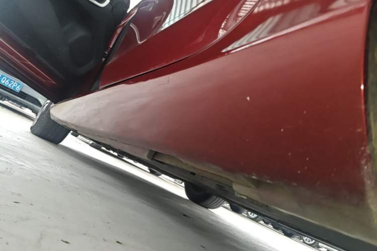 Used Volvo V40 2018 T3 Zhiyi Edition Left Side Sill