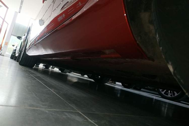 Used Volvo V40 2018 T3 Zhiya Edition Left Side Sill
