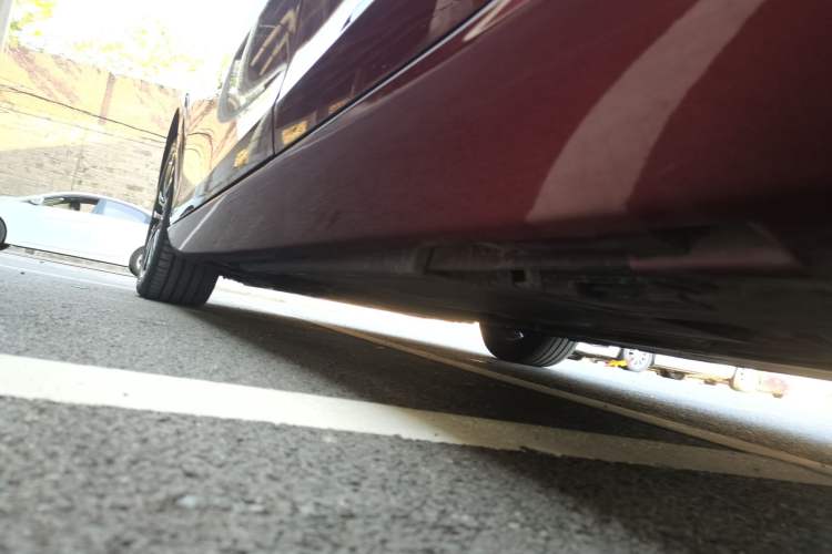 Used Volvo V40 2018 T3 Zhiyi Edition Left Side Sill